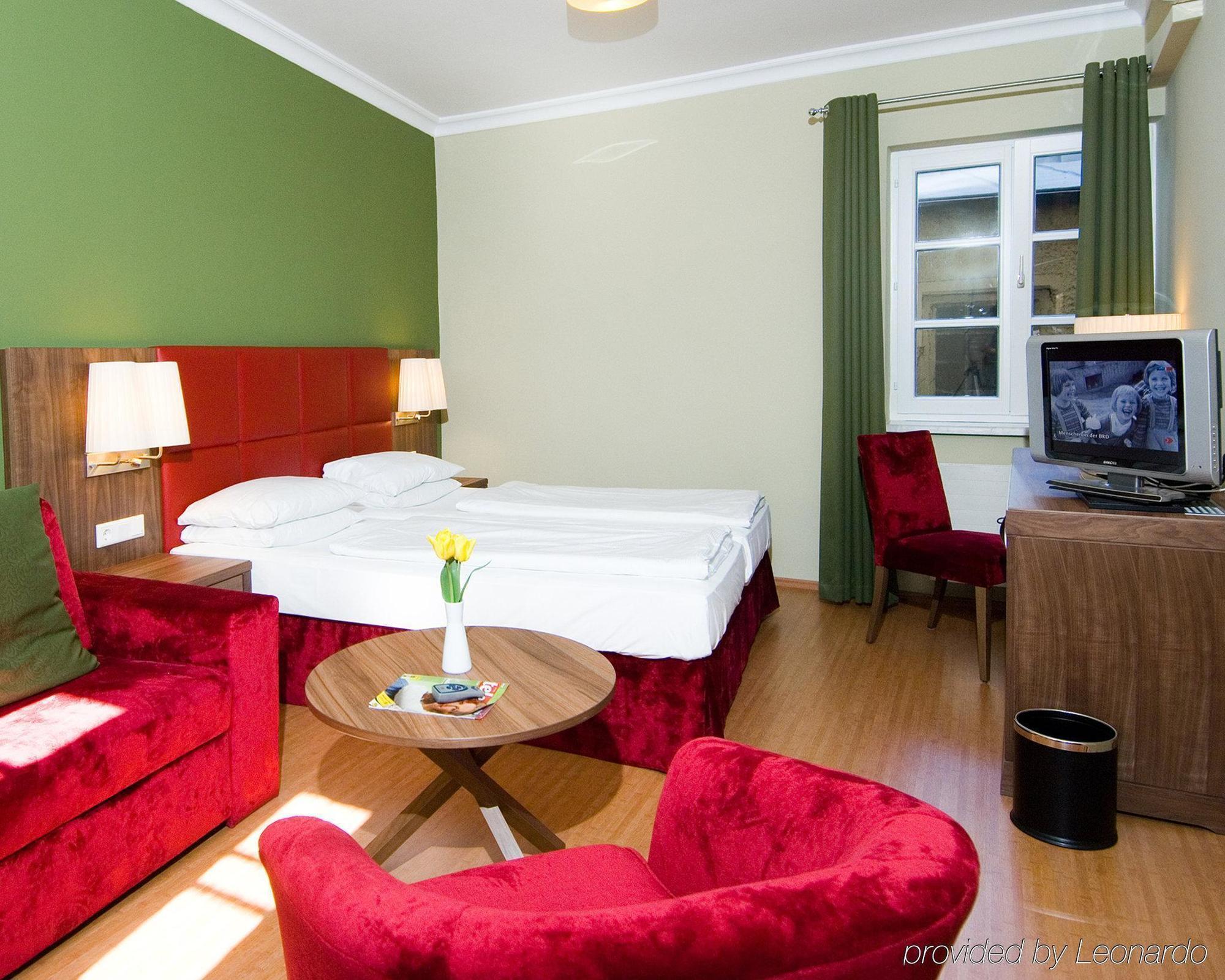 Hotel Elefant Salisburgo Camera foto